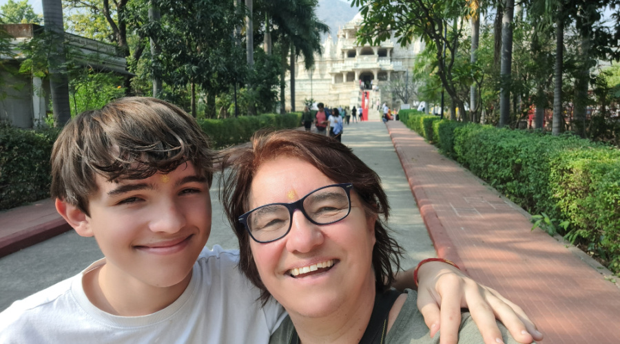 reizen maakt gelukkig india